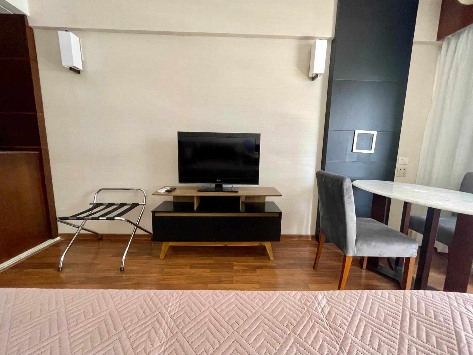 Tres De Julho Flats - Paulista Apartment