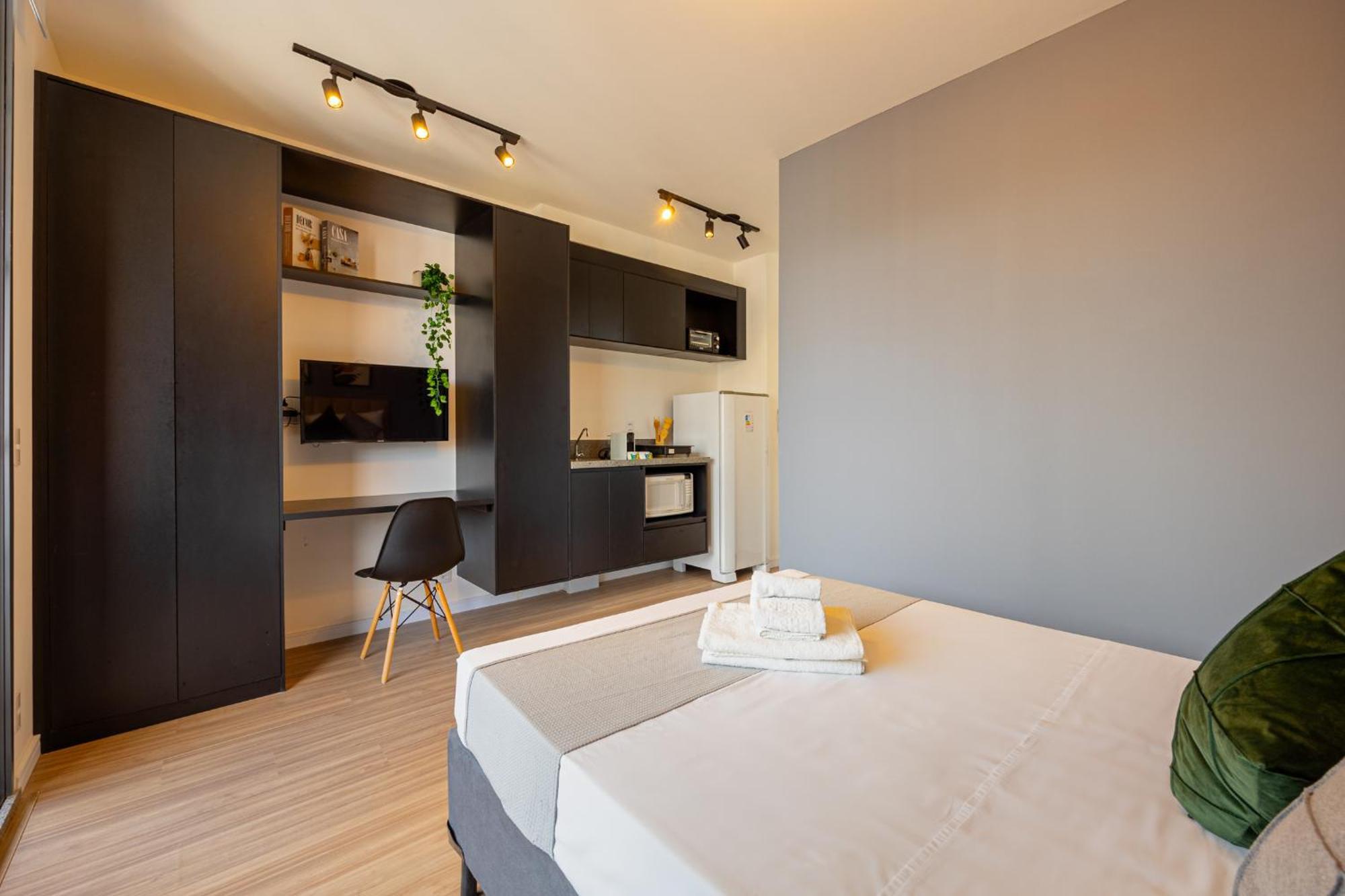 Apartment Minimalista E Completo Na Frei Caneca