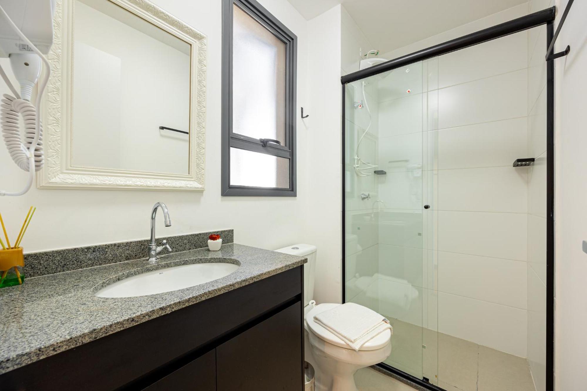 Apartment Minimalista E Completo Na Frei Caneca Sao Paulo