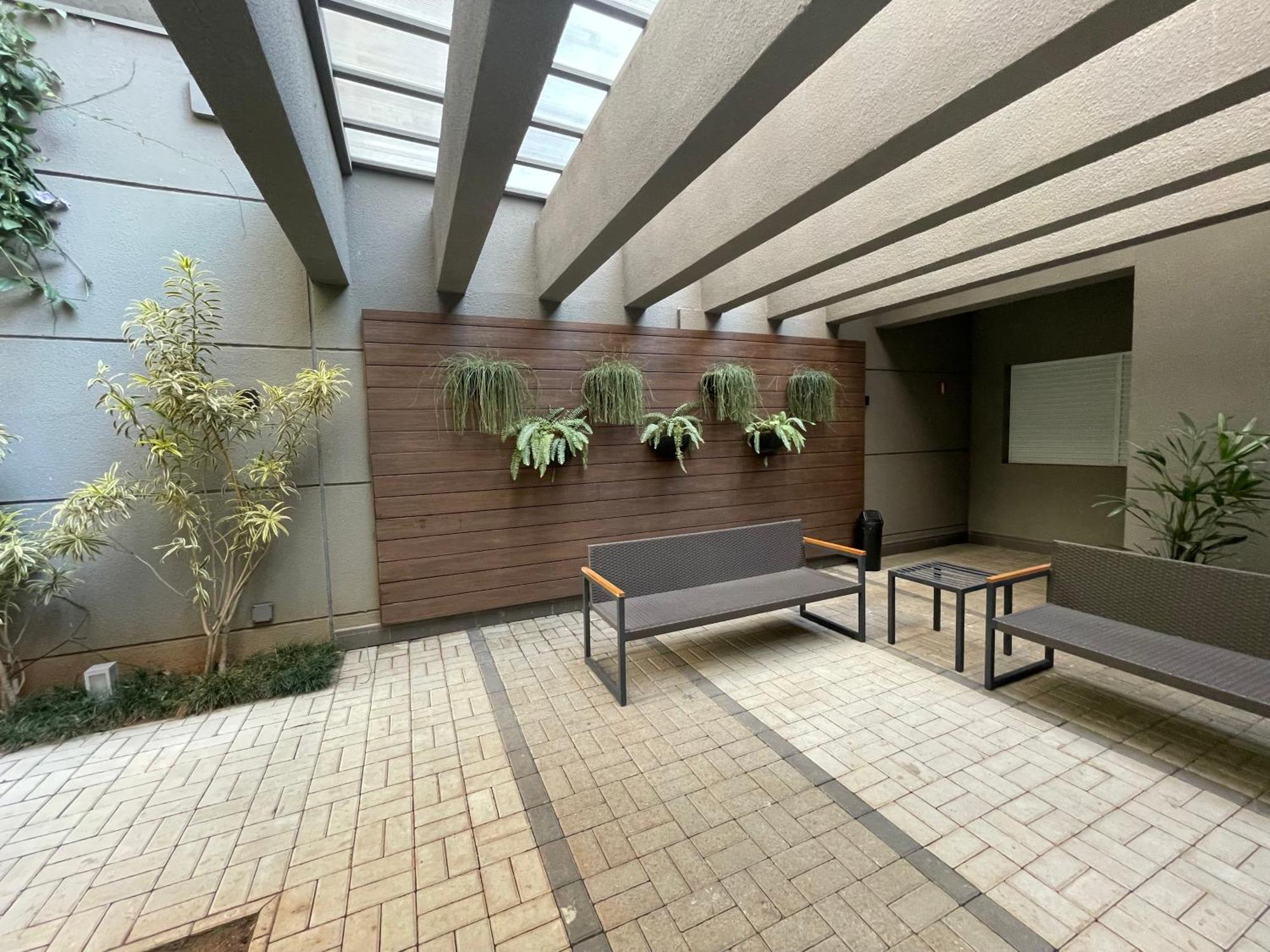 For Consolacao Apartment *