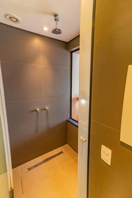 Apartamento Flat Moderno Dentro De Predio Incrivel No Itaim