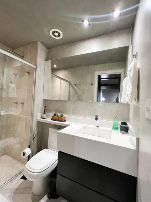 Apto Vista Ny, Clube E Wi-fi, Proximo A Paulista Apartamento *