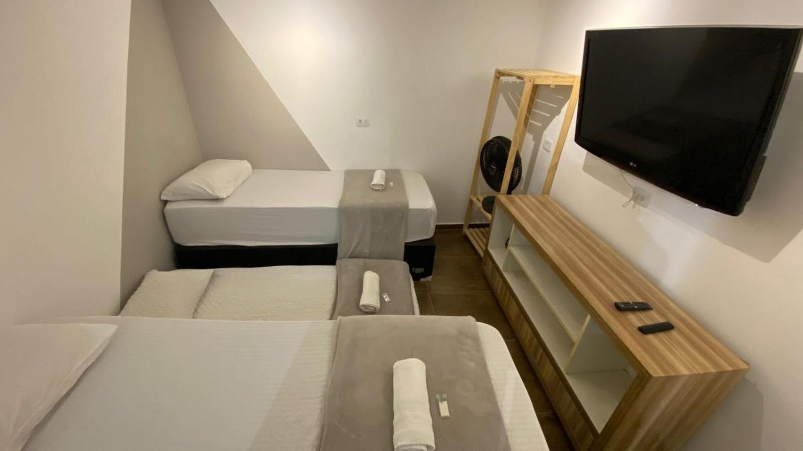 Casa de férias E Quartos Privativos Na Chacara Santo Antonio *