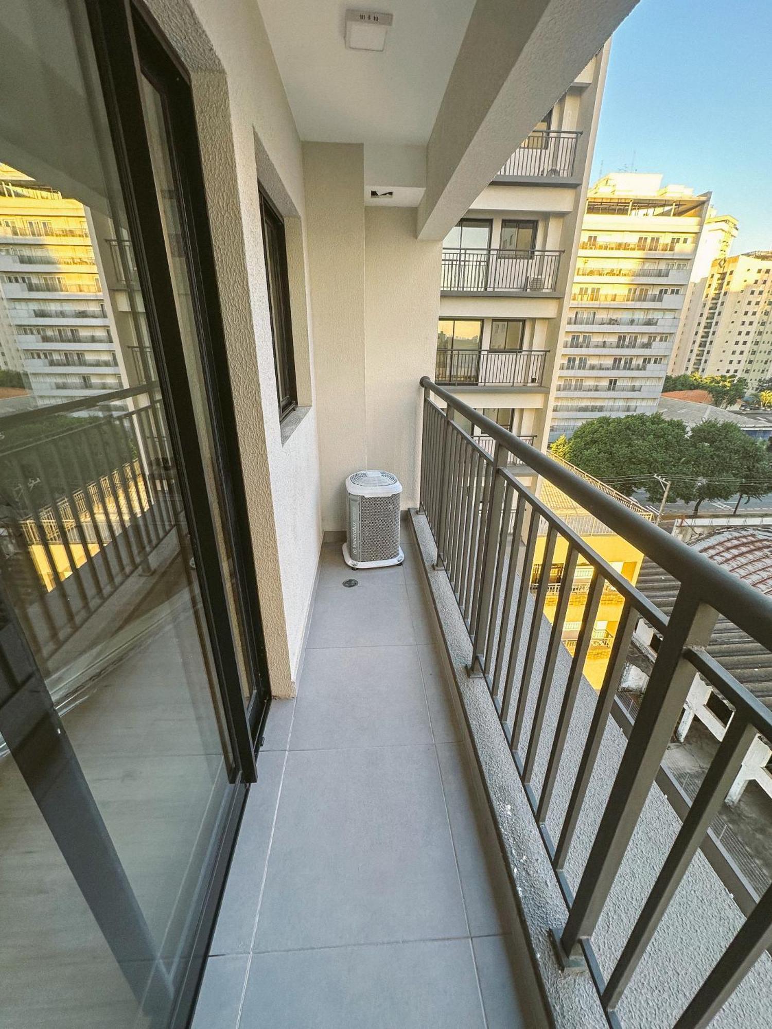 Apartamento In - 100m Metro Saude, Loadd *