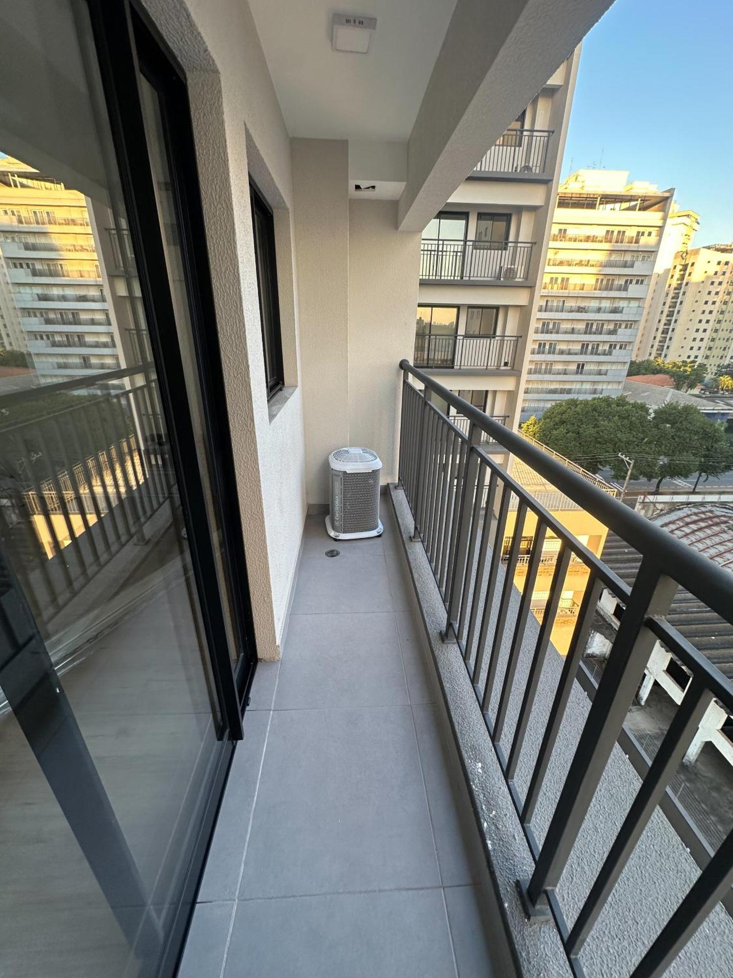 In - 100m Metro Saude, Loadd Apartamento São Paulo