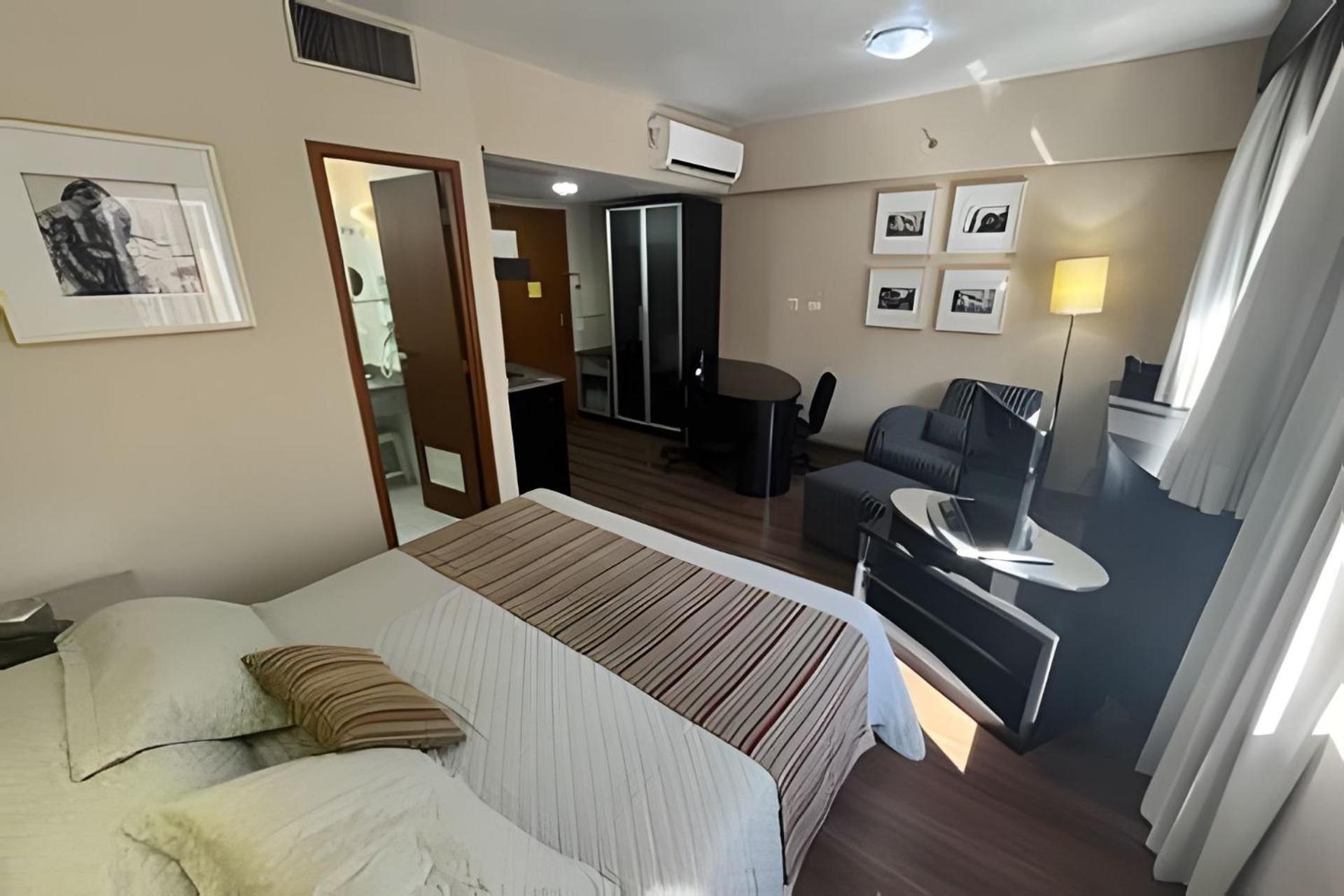 Flat R. Maestro Cardim Benef Portuguesa 4* São Paulo