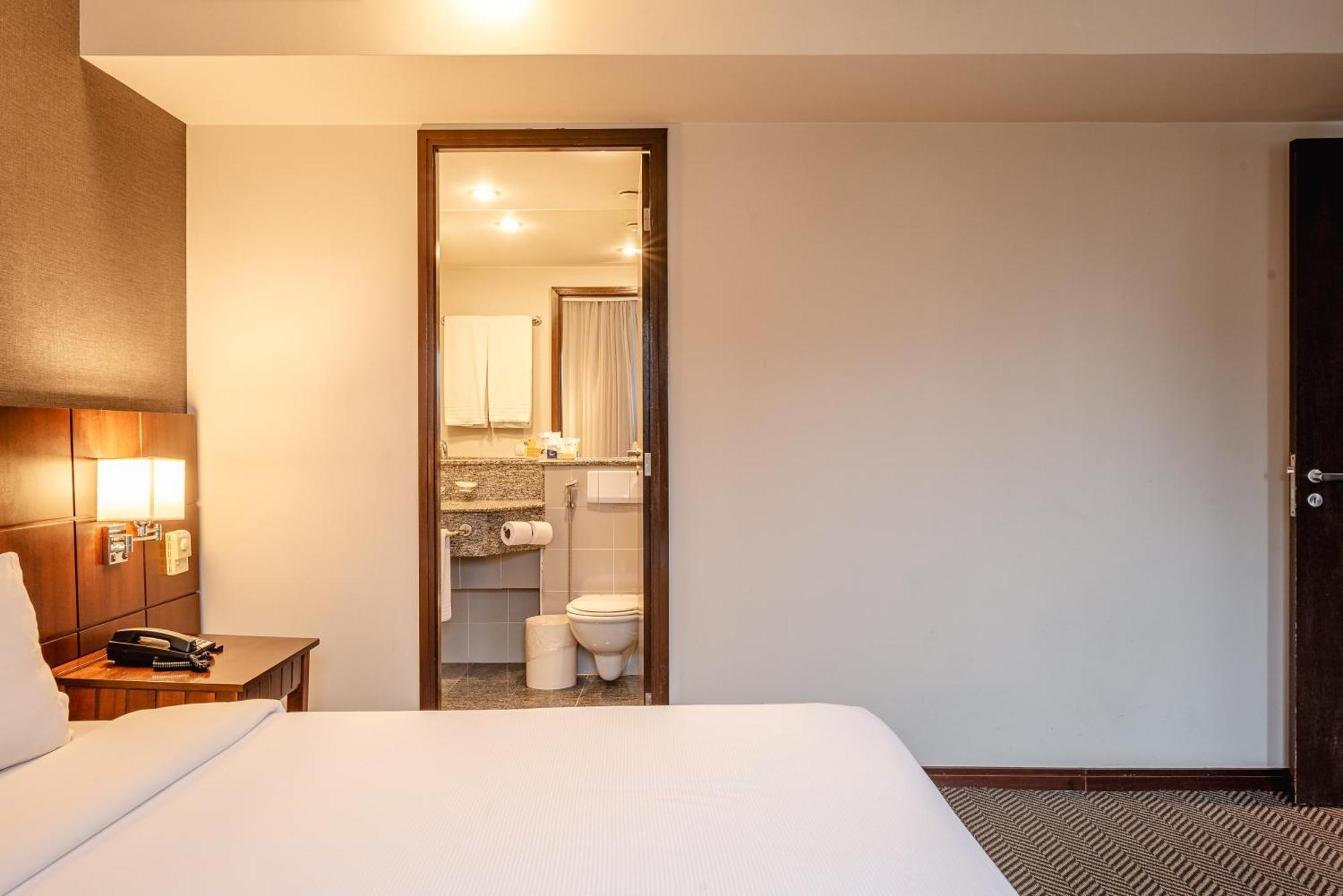 Blue Tree Premium Verbo Divino - Nacoes Unidas Hotel 4*