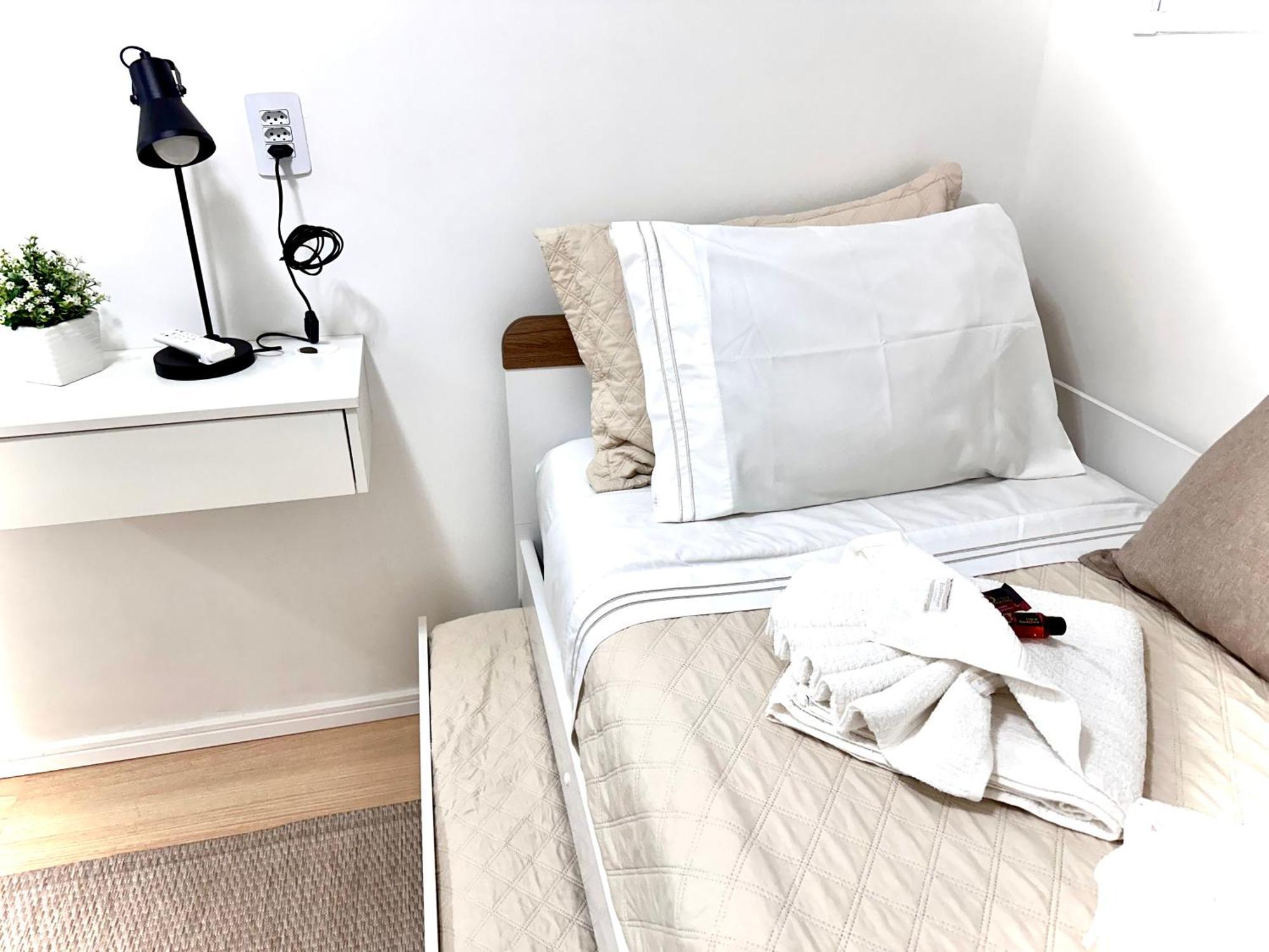Apartamento Decorado Com Sacada No Polo Cultural E Eventos Da De São Paulo