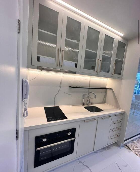 Studio Luxo Avenida Reboucas * São Paulo
