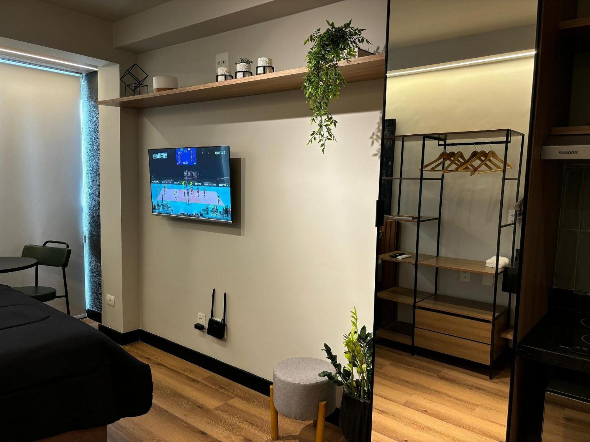 Studio Na Avenida 9 De Julho *