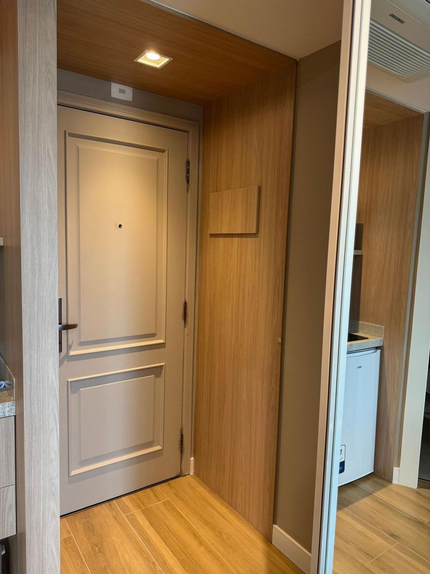 Apartamento Flat Bem Localizado Na Regiao De Pinheiros!