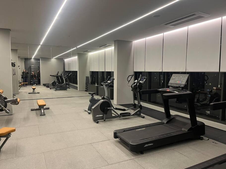 Apartment Moderno Prox Allianz *