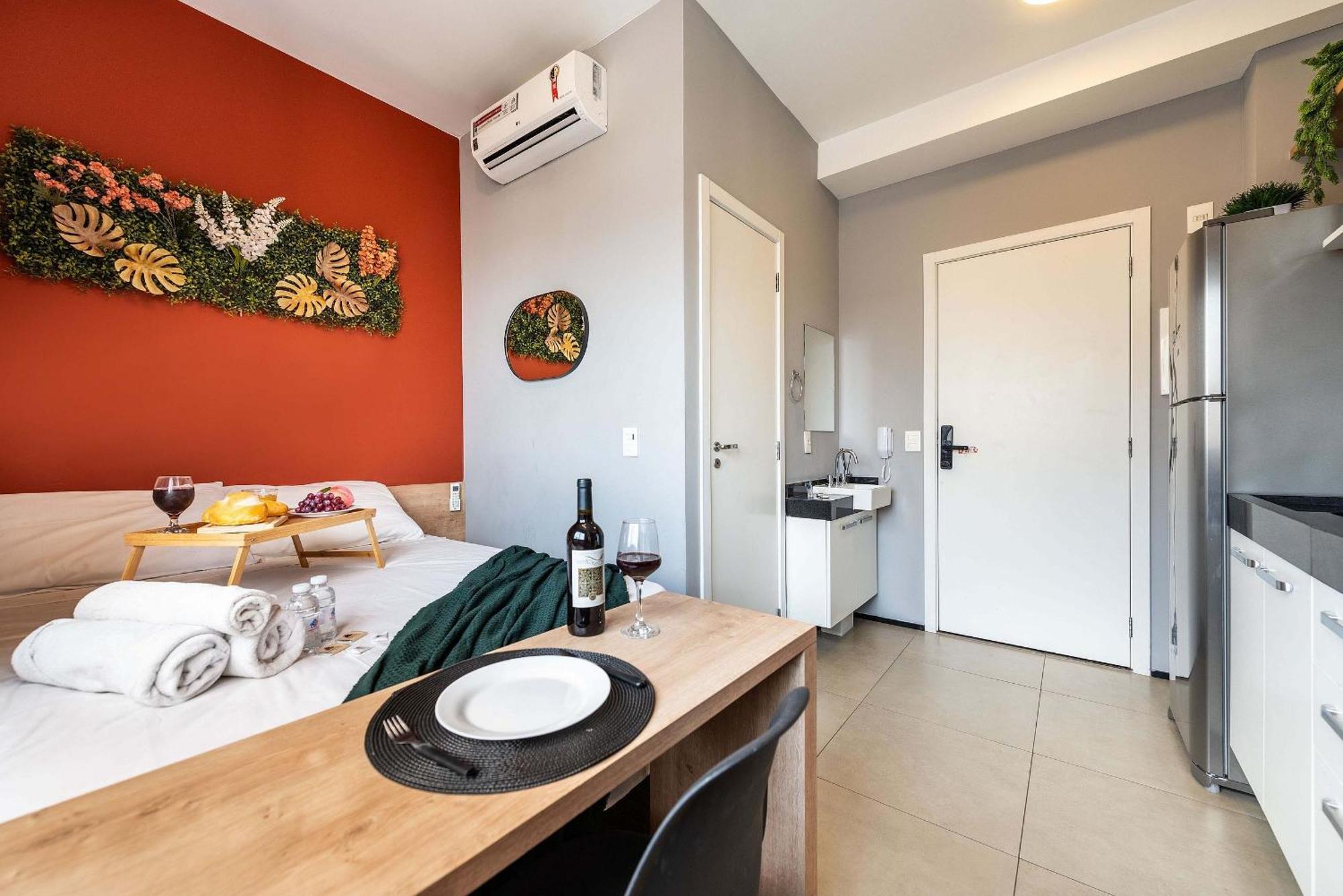Apartment Vo16 Charmoso Com Vaga, Ao Lado Do Metro. *