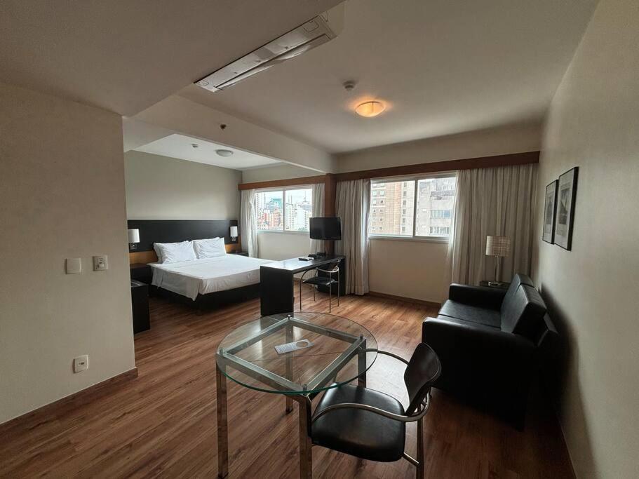 Hotel Espacoso Flat A 5 Min Da Av Paulista E Metro Paraiso - Mariana *