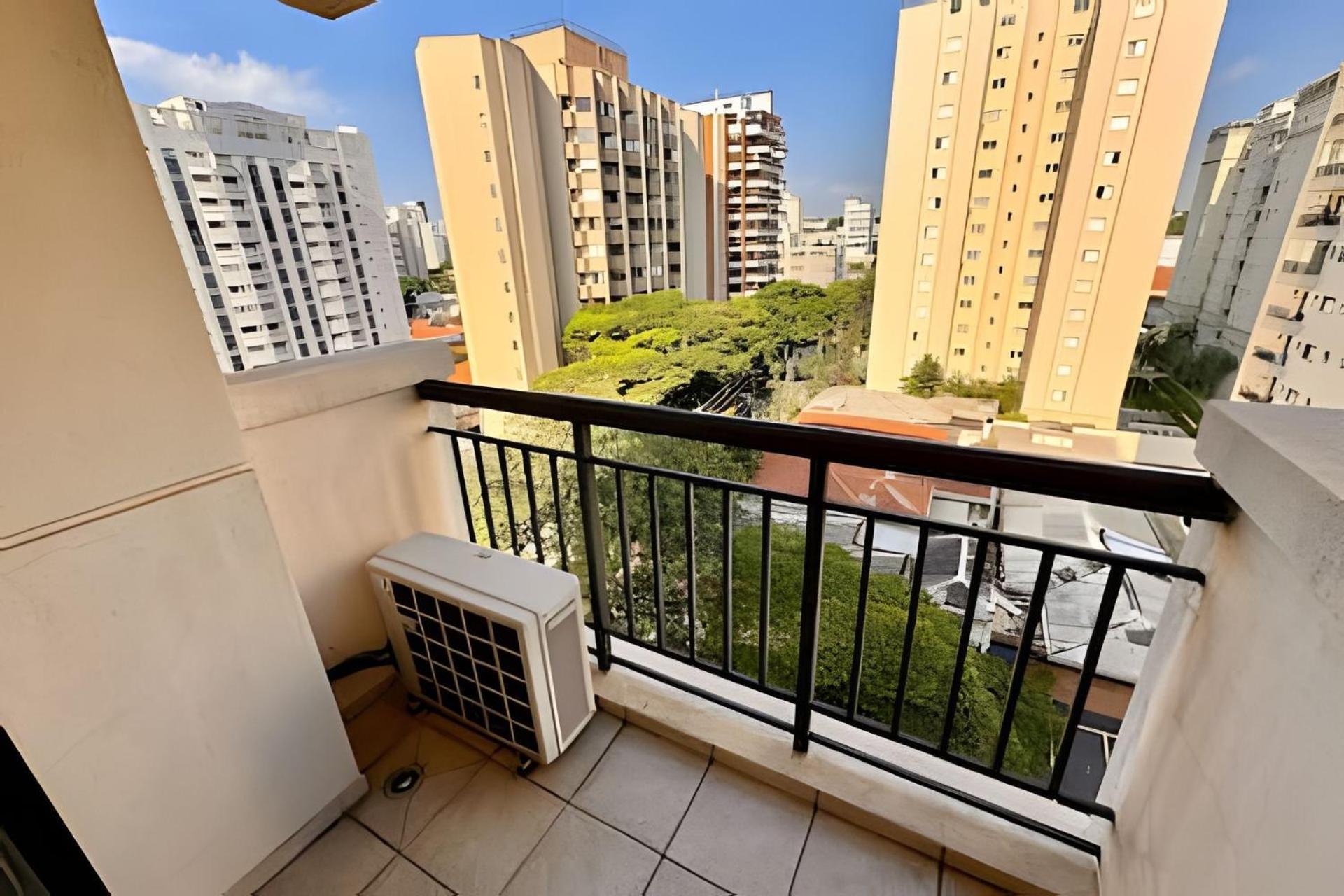 Flats Em Moema: Metro, Wifi, Ar E Manobrista Sao Paulo