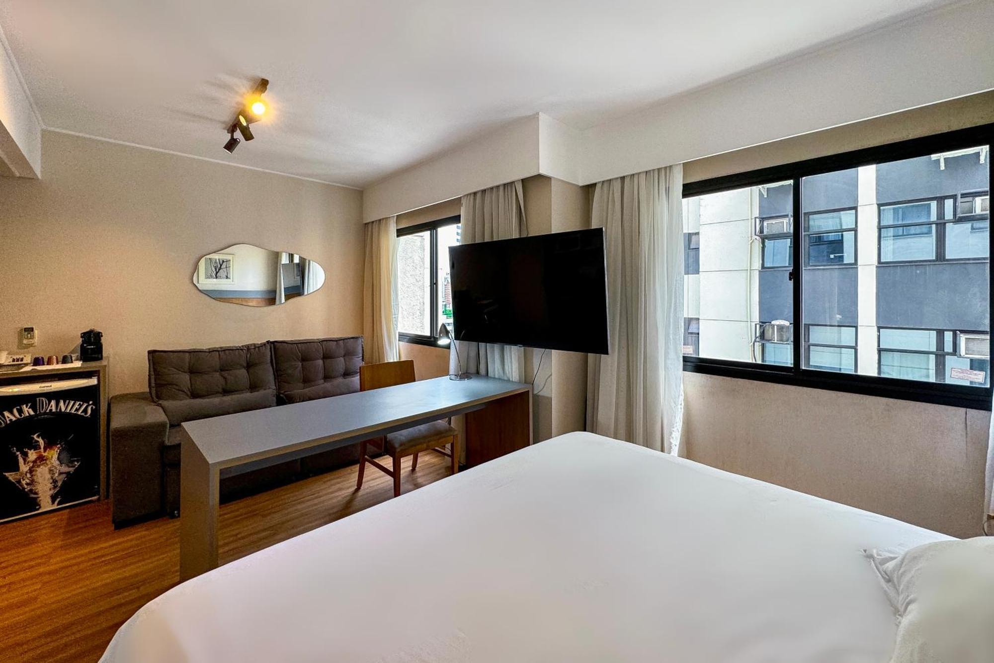 Flat Em Em Moema Apartamento São Paulo