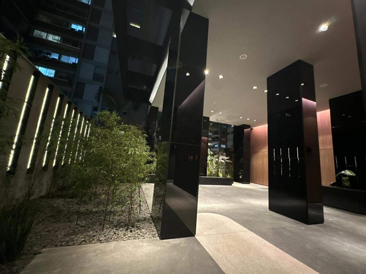 Apto Confortavel, Itaim Bibi, 65 * São Paulo