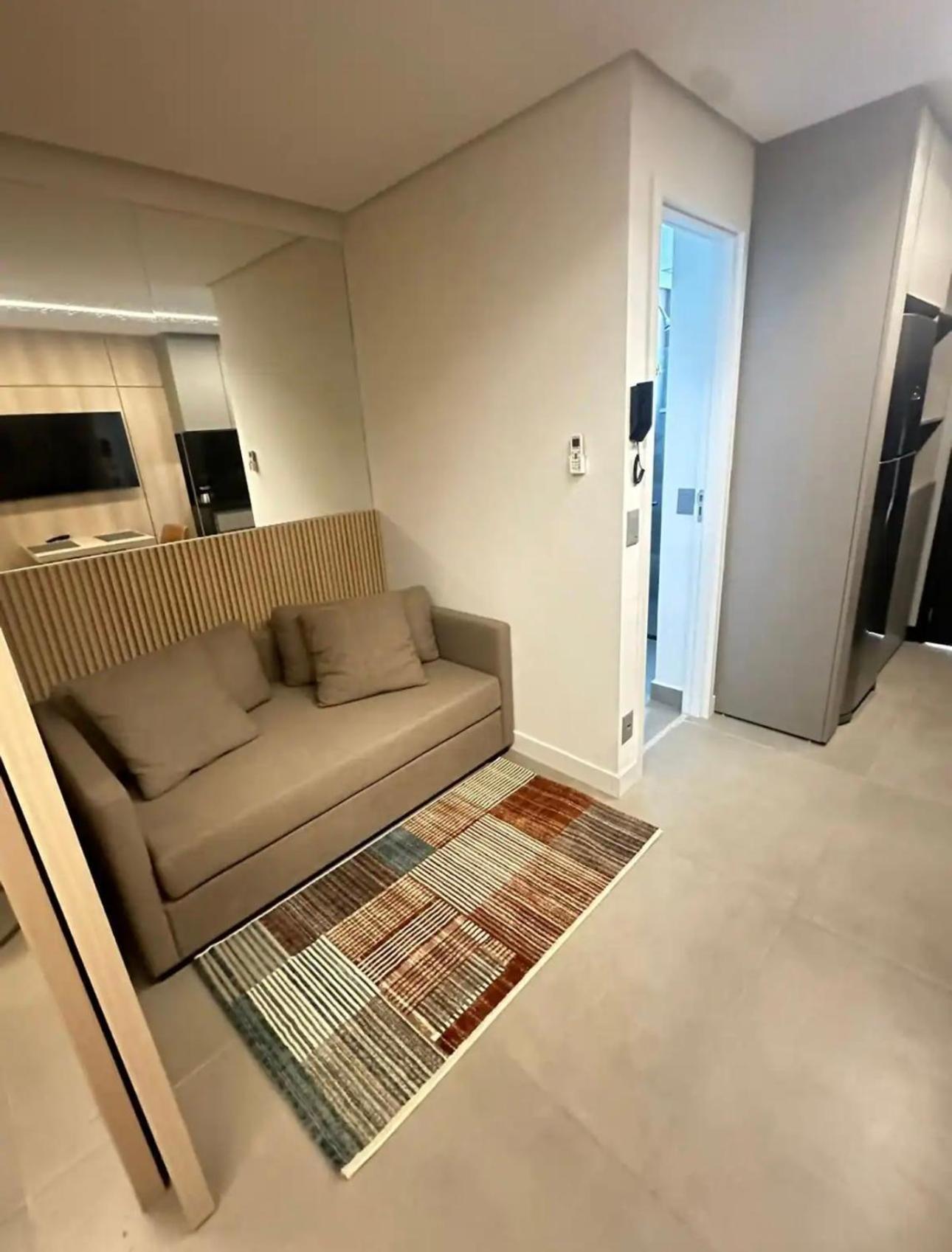 Apto Confortavel, Itaim Bibi, 65 * São Paulo