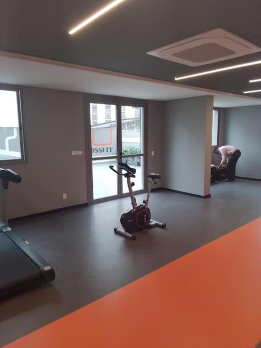 Novo Consolacao ,450 M Da Av Paulista Apartamento *