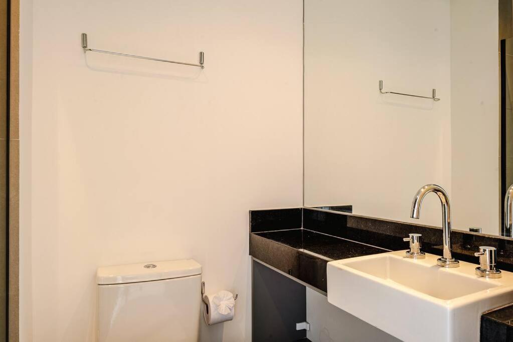 Apartment Confortavel Na Frei Caneca