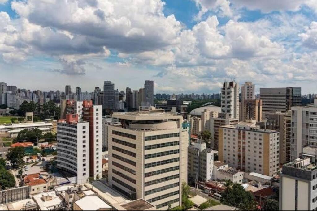 No Lugar Dos Jardins Em * Sao Paulo