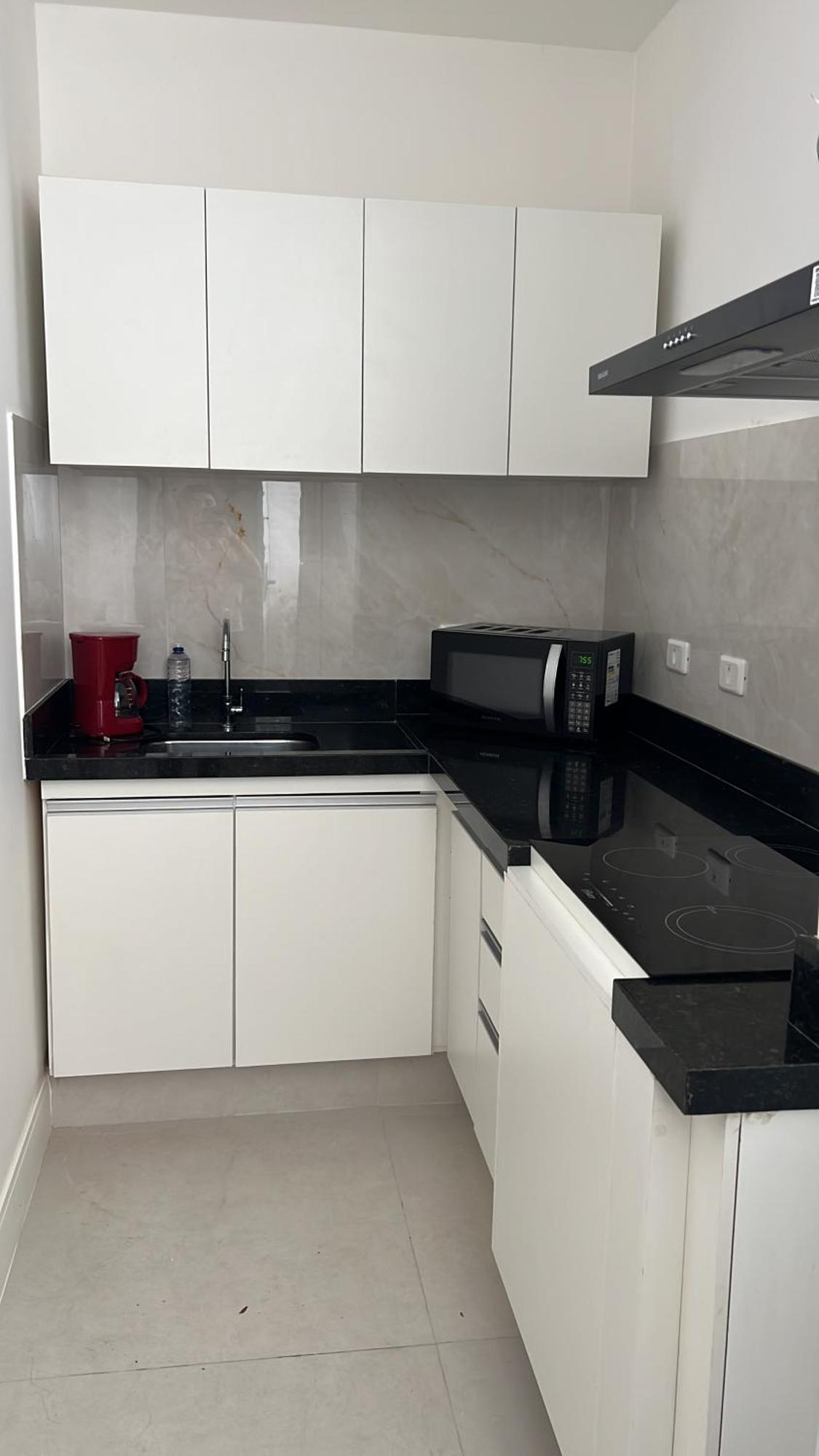Pequeno Metro Paraiso Apartment *