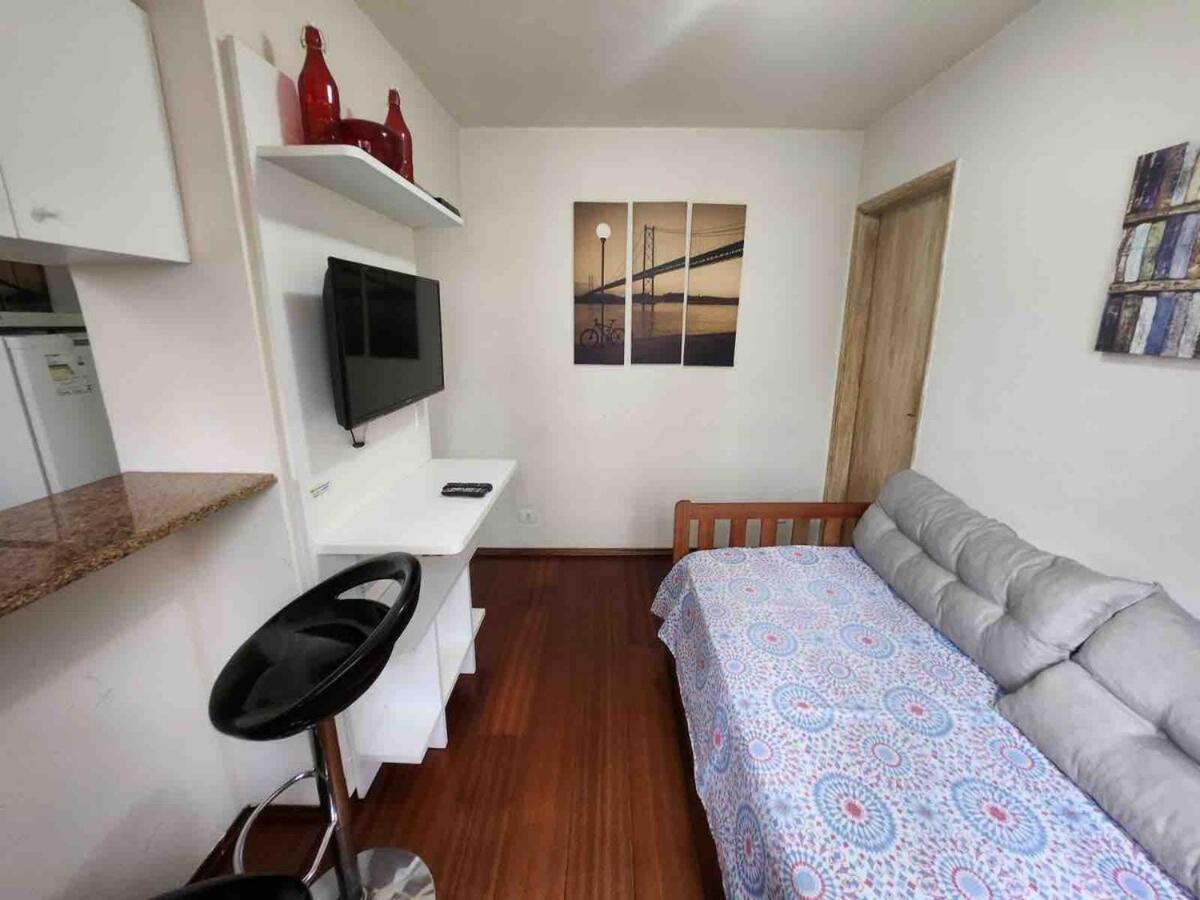 Flat No Coracao De Sp, 1 Vaga, Camareira, Completo Sao Paulo