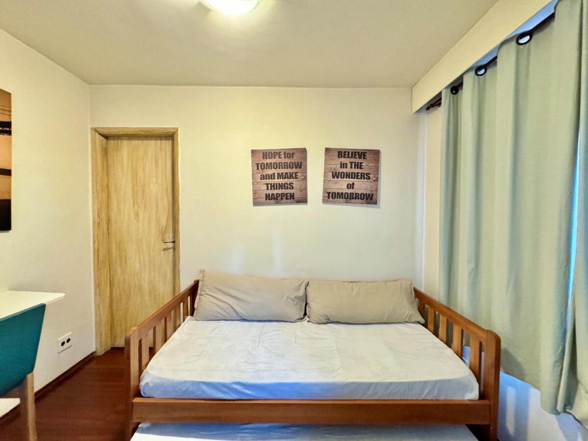Apartment Flat No Coracao De Sp, 1 Vaga, Camareira, Completo