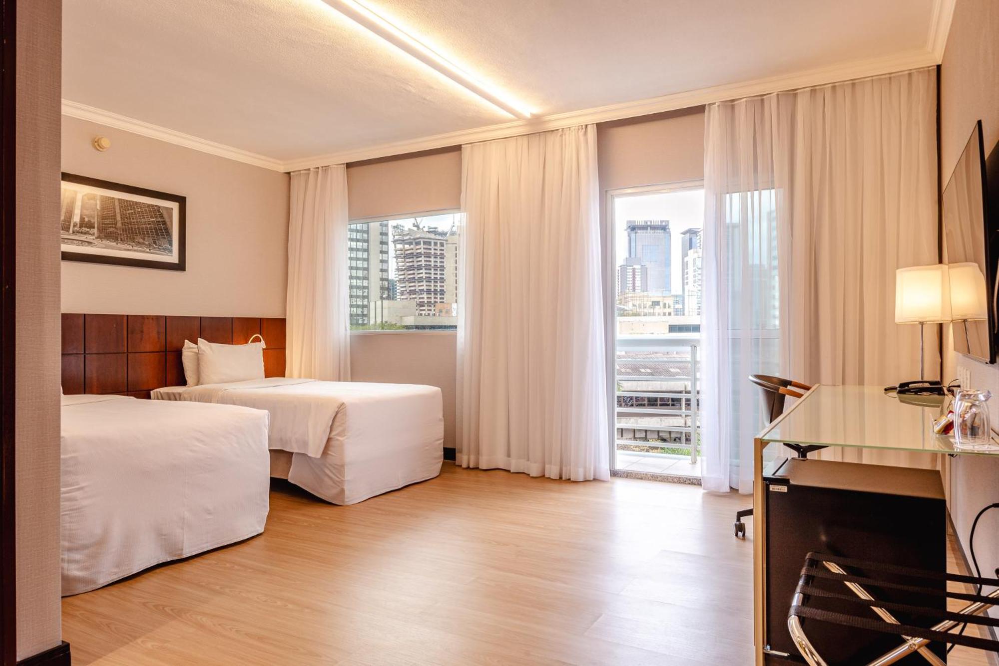 Hotel Blue Tree Premium Verbo Divino - Nacoes Unidas 4*