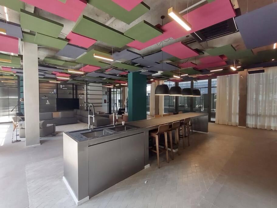 Apartamento Apto Novo, Moderno E Estiloso Na Republica