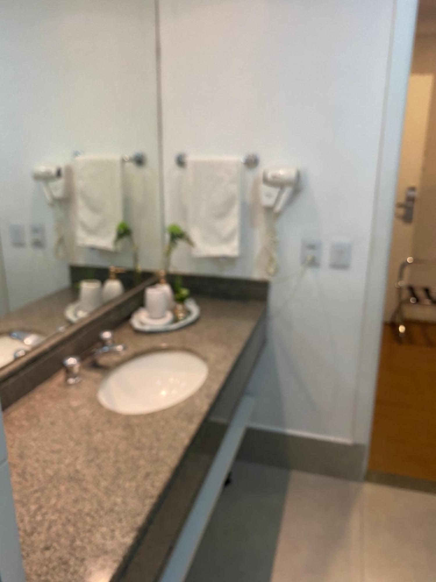 Flat Maravilhoso Em Frente Ao Aeroporto De Congonhas - H1601 Apartamento