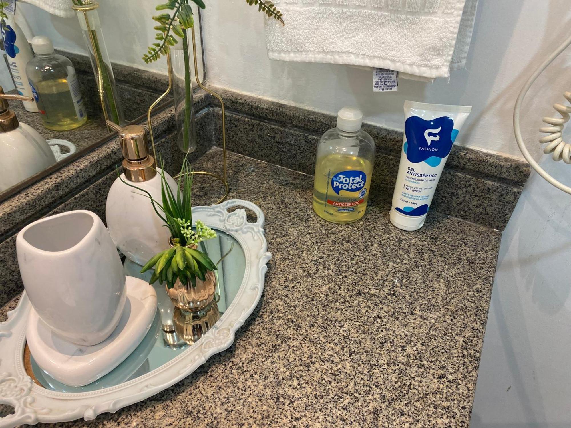 Flat Maravilhoso Em Frente Ao Aeroporto De Congonhas - H1601 Apartamento
