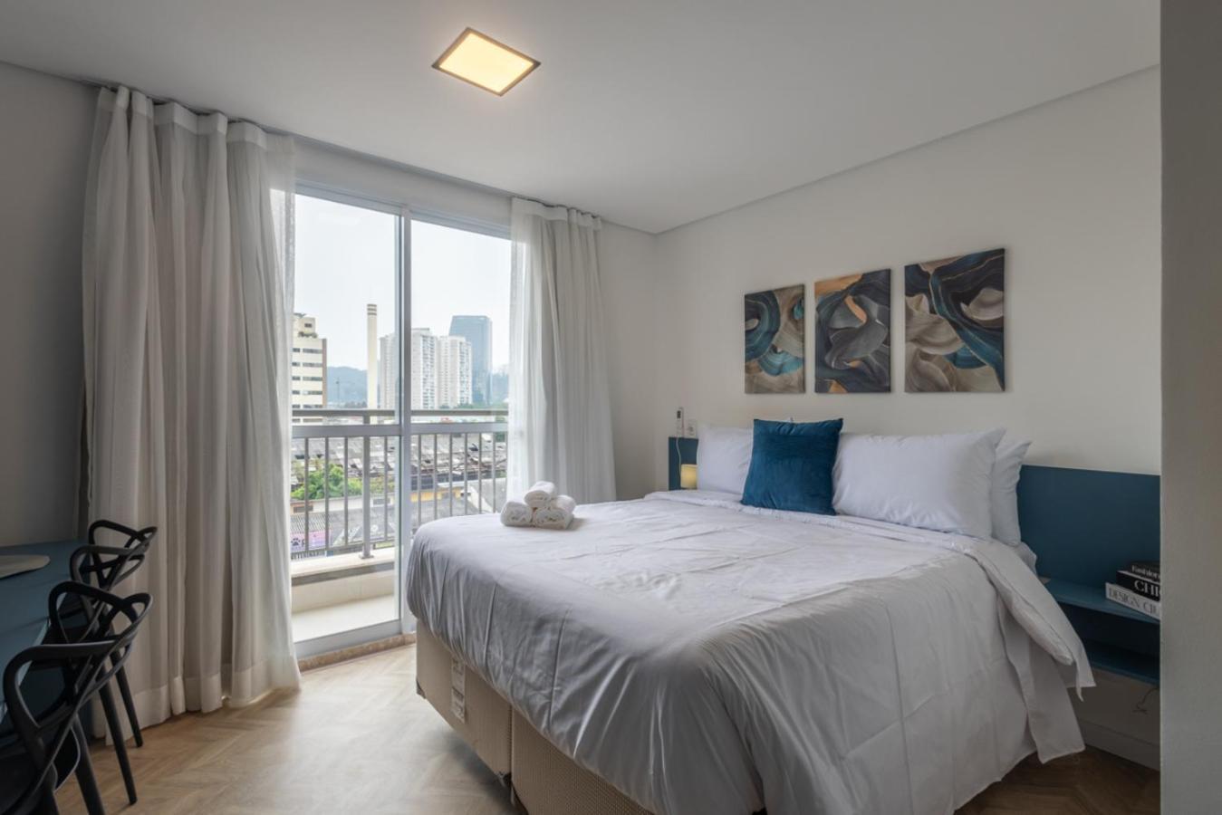 360 Nacoes Unidas Apartment