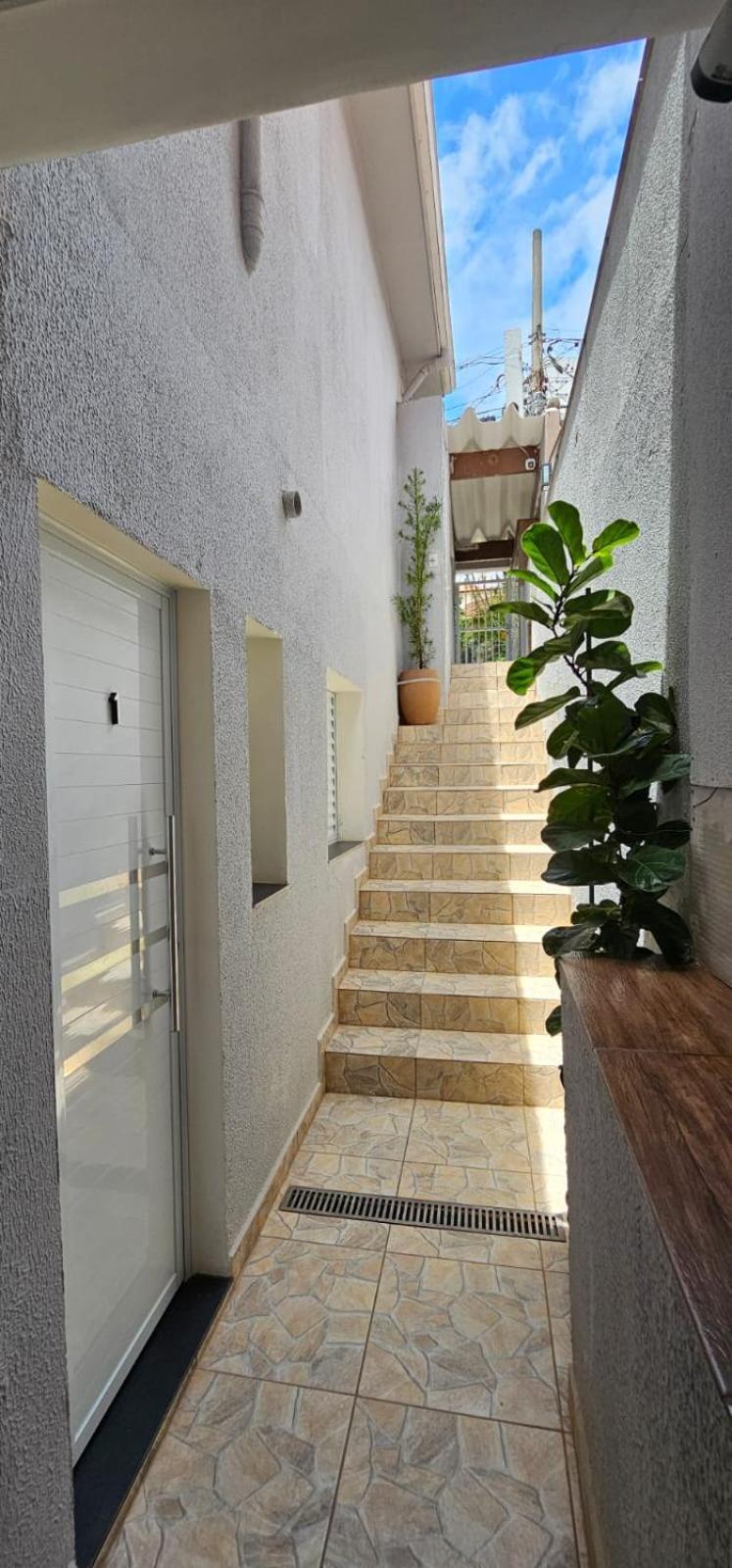 Sala 1 *