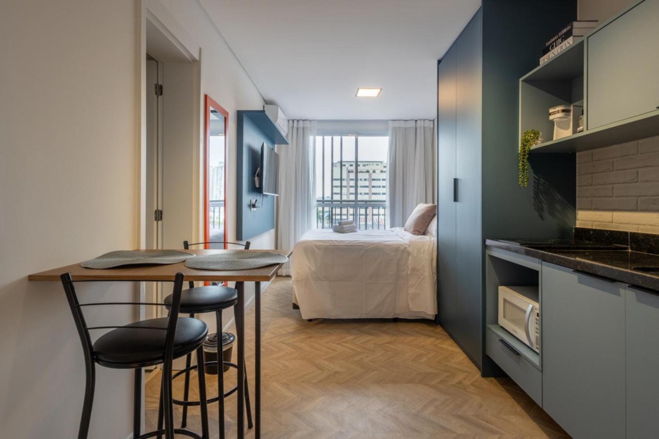 360 Nacoes Unidas Apartment
