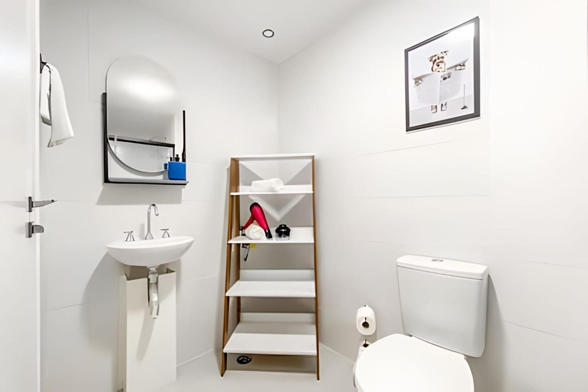 Apartamento Ape Charmoso Em Pinheiros! Ao Lado Do Metro Sumare! *