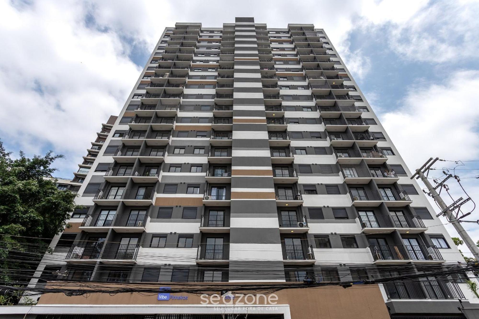 Predio C/ Piscina E Academia Em Pinheiros-sp - Vbp *