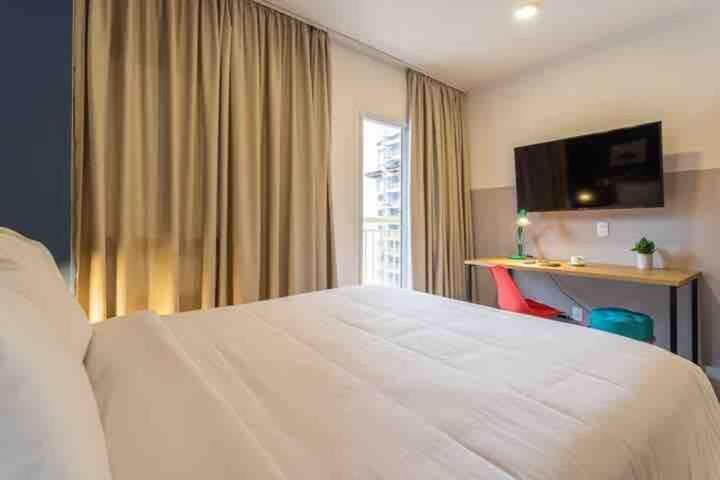 P1015 - Loft Lindo | Pinheiros | Metro Oscar Freire