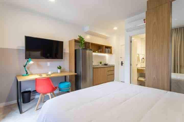 P1015 - Loft Lindo | Pinheiros | Metro Oscar Freire *