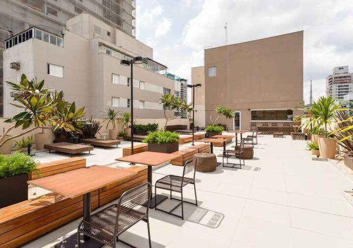 P1015 - Loft Lindo | Pinheiros | Metro Oscar Freire *
