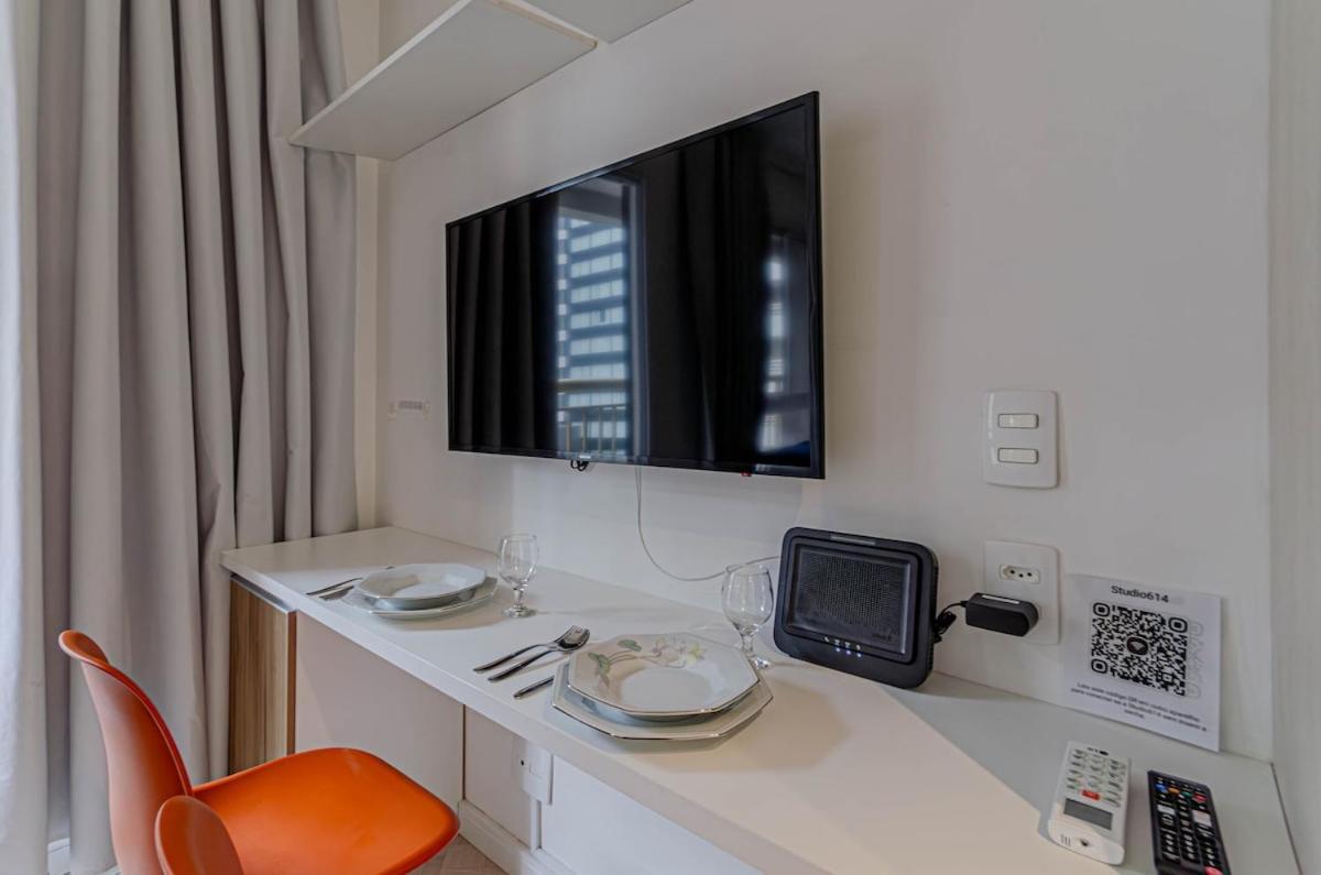 P614 Sua Casa Em Sp, Com Academia E Rooftop Apartment Sao Paulo