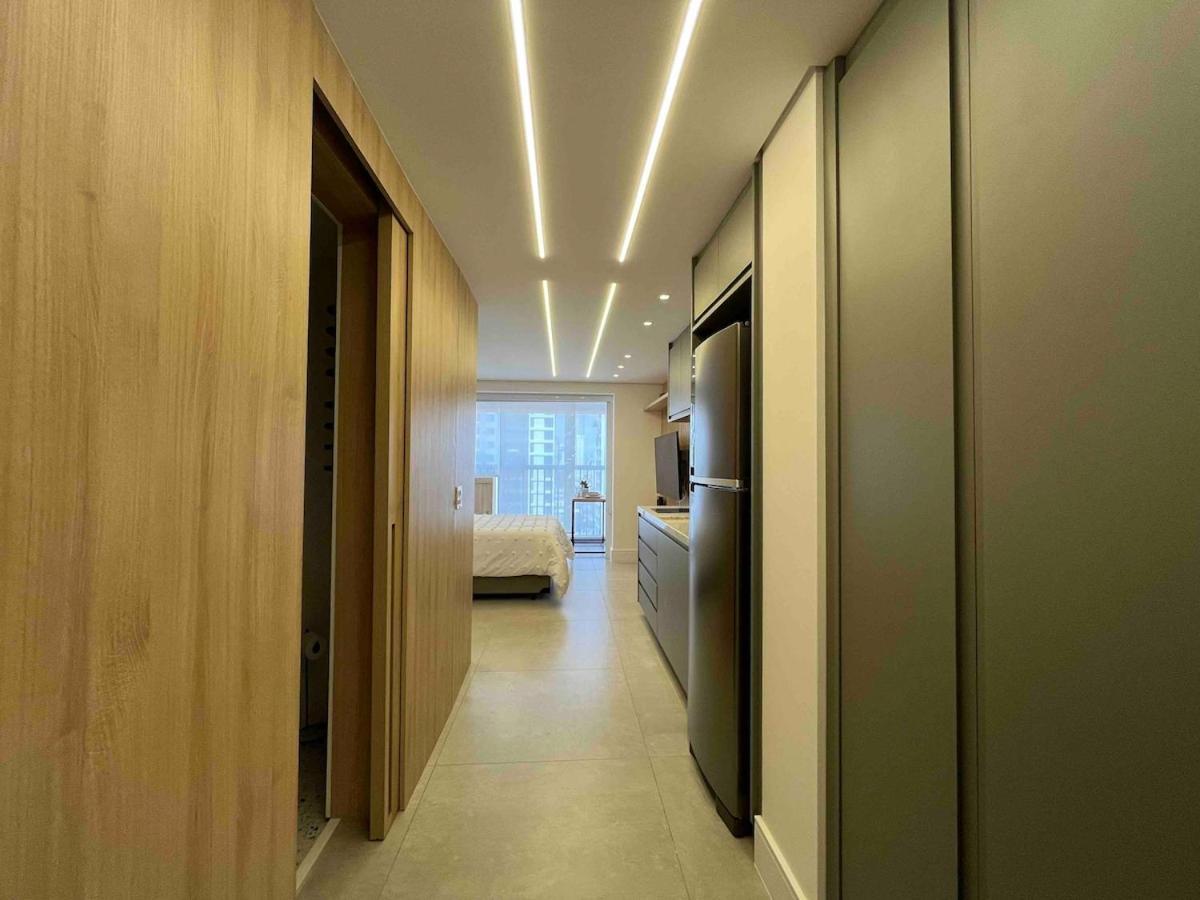 V1315 - Alto Padrao: Varanda, Ar Split E Metro Apartamento São Paulo