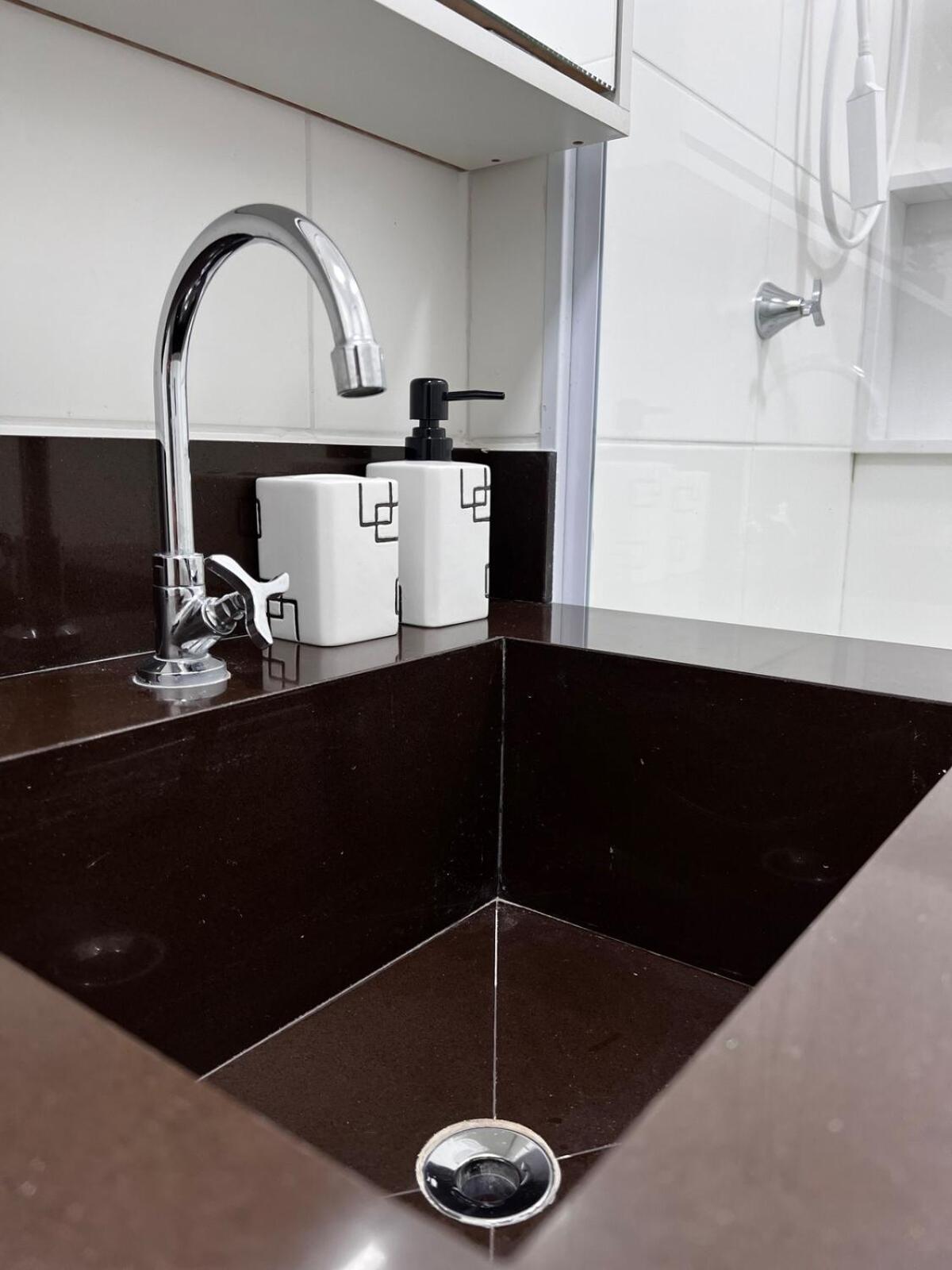 V203 - Raro, Pratico E Confortavel | Mariana Apartamento São Paulo