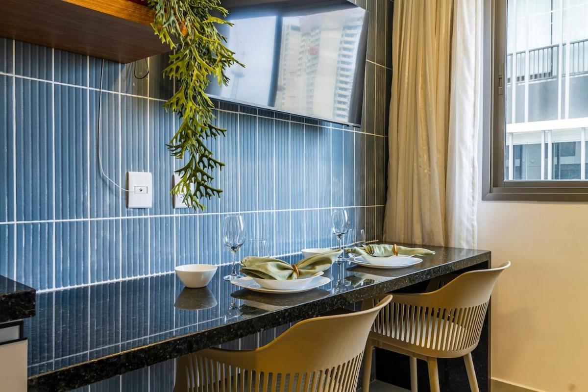 Apartamento Fl710 | Azul - Metro Faria Lima Com Piscina São Paulo