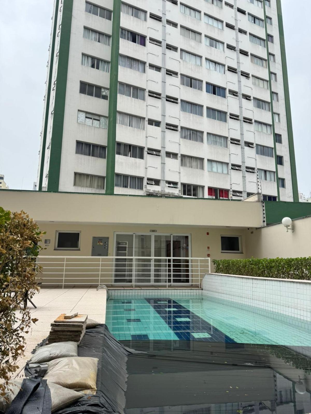 Flat Familia Bela Vista Jardins Area Nobre Rede Saint Charbel Tv 65 E Xbox *