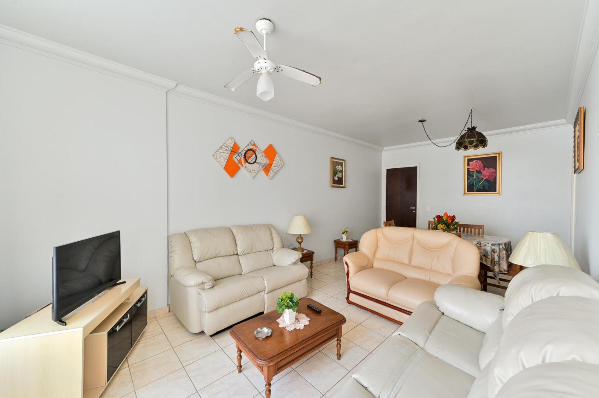 Apto Pitangueiras Apartamento