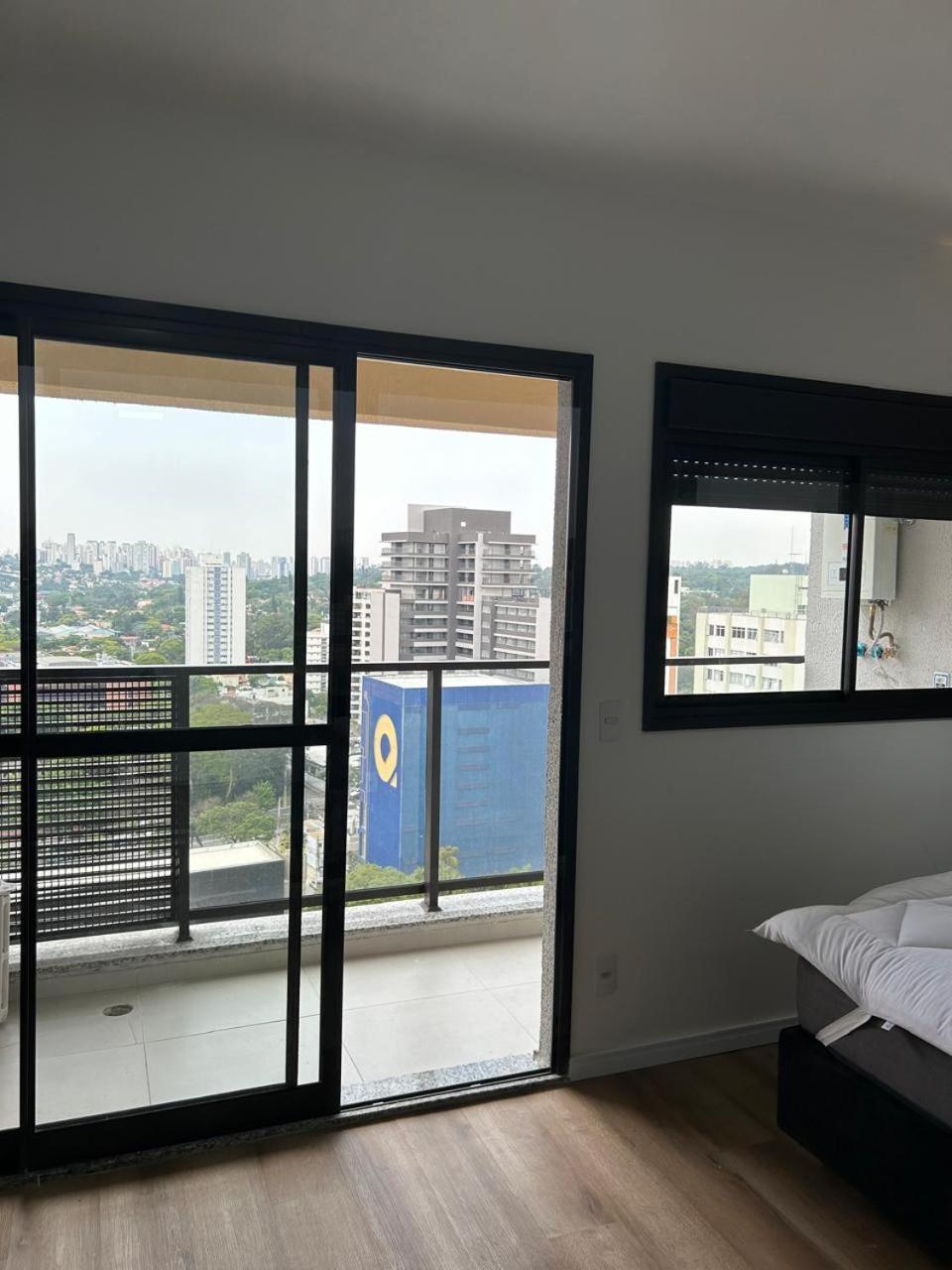 No Brooklin Ao Lado Metro Apartment