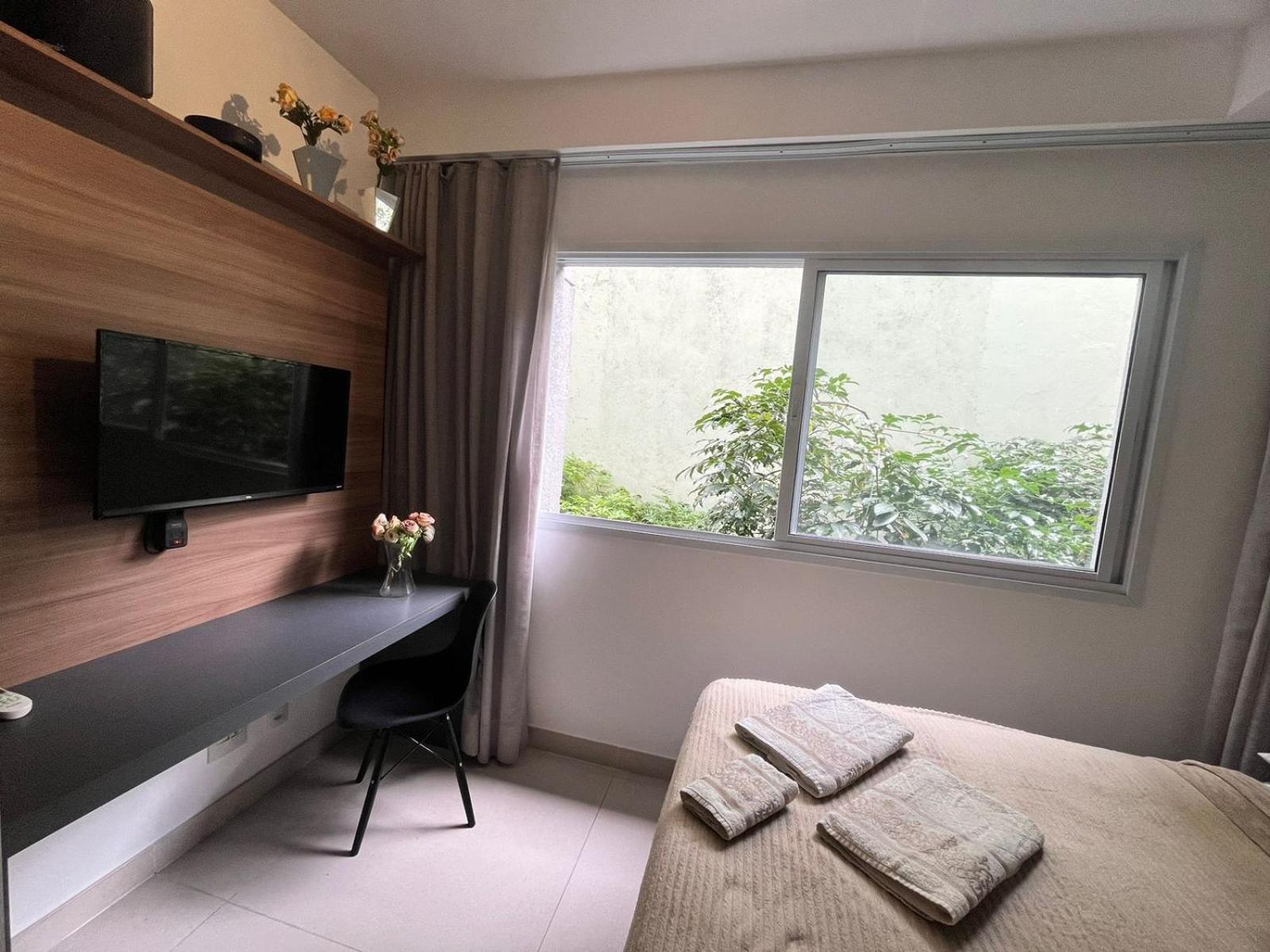 210 - Luxurious & Stylish Fot Up To 4 Guests * São Paulo