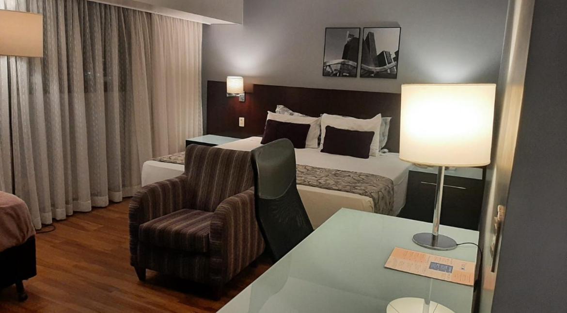 Aparthotel 4 Estrelas Ao Lado Do Wtc Berrini Sao Paulo