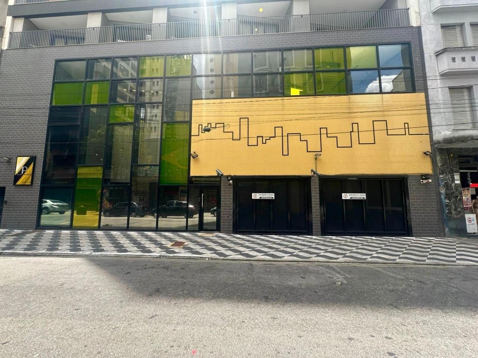 Moderno - Ar Condicionado, Estacionamento E Piscina Apartamento